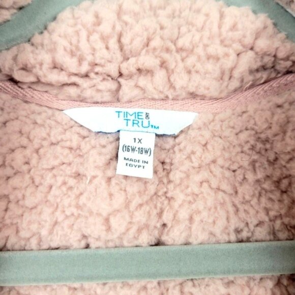 Womens plus 1X Time and Tru winter super cozy pink plush sherpa full zipper vest - Picture 4 of 12